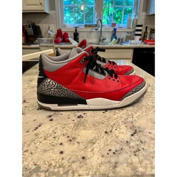 Nike Air Jordan 3 Retro SE United Red Fire Sneaker sz 13